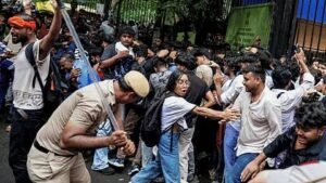 Jantar Mantar Protest News: Students Continue Demonstration in Delhi Amid Police Crackdown